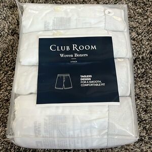 New woven boxers. Medium. Set of 4! New in pkg!